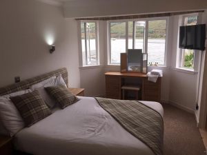 Loch Long Hotel